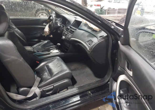 1HGCS2B8XAA001305: 44069745