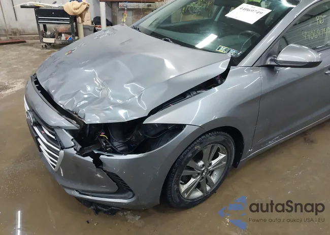 5NPD84LF1JH268111: 44069749