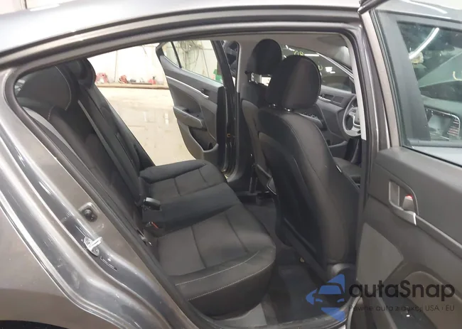 5NPD84LF1JH268111: 44069749