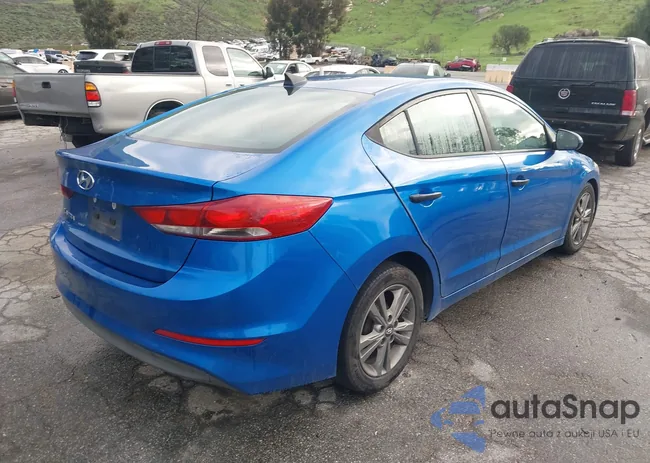 5NPD84LFXHH137592: 44069804