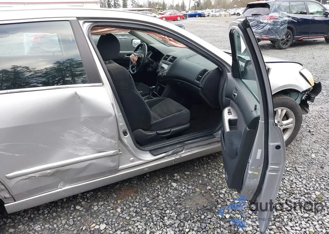 1HGCM56716A131350: 44069824