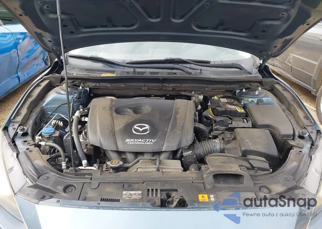 JM1BM1V75E1130267: 44069872