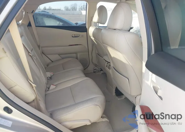 2T2ZK1BA1CC085661: 44069921