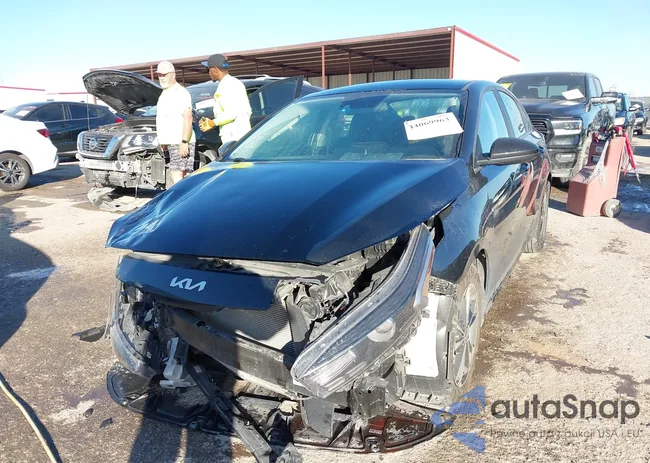 3KPF24AD3RE769724: 44069963