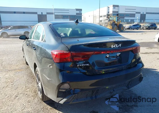 3KPF24AD3RE769724: 44069963