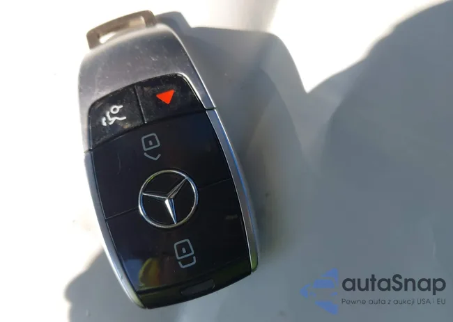 WDDUG8GB8KA452350: 44069971