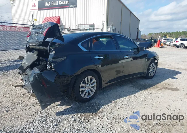 1N4AL3APXJC121875: 44070037