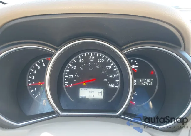 JN8AZ1MUXEW403473: 44070104