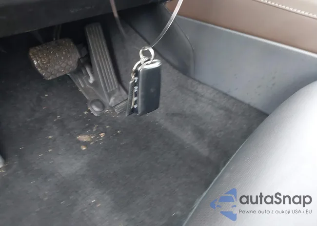 3MVDMBDM0RM703105: 44069257