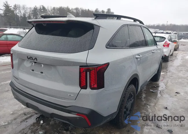 5XYRKDJF8SG345673: 44069413