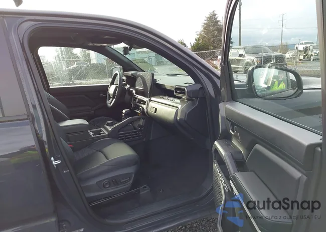 3TMLB5JN5SM116311: 44069449