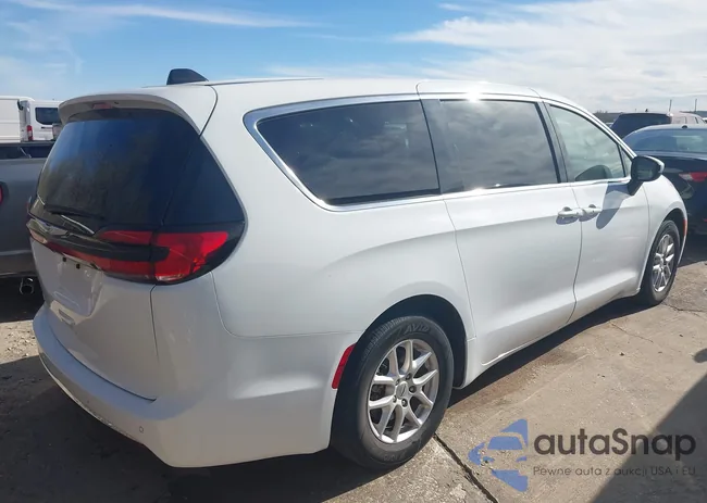 2C4RC1BG4PR560702: 44069497