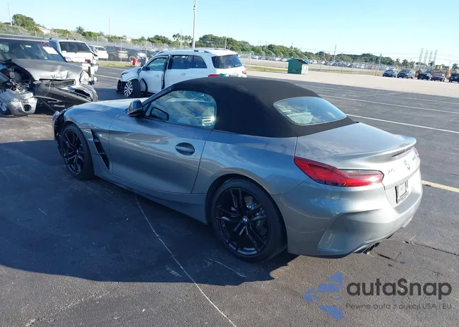 WBAHF3C06RWY33775: 44069543