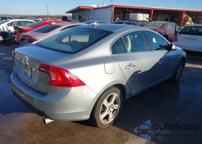 YV1612FS4D2182205: 44069546