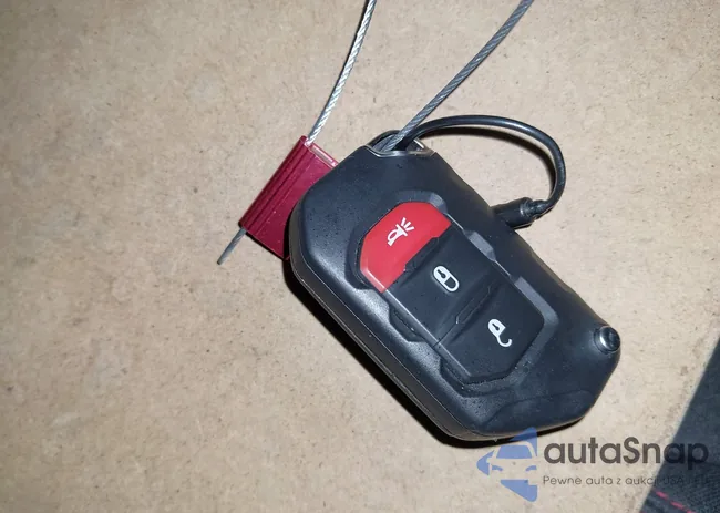 1C4PJXFNXTW185375: 44069581