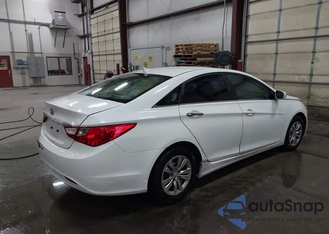 5NPEB4AC6CH309236: 44070686