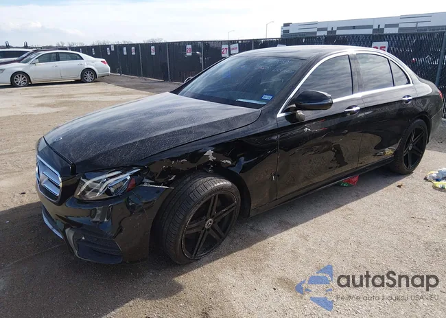 W1KZF8DB3LA834896: 44070691