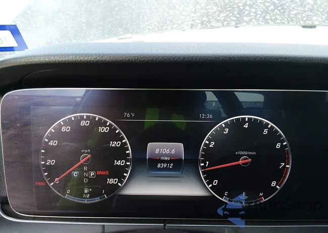 W1KZF8DB3LA834896: 44070691