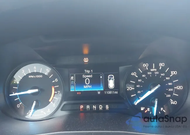 1FM5K8D82HGD37704: 44070703