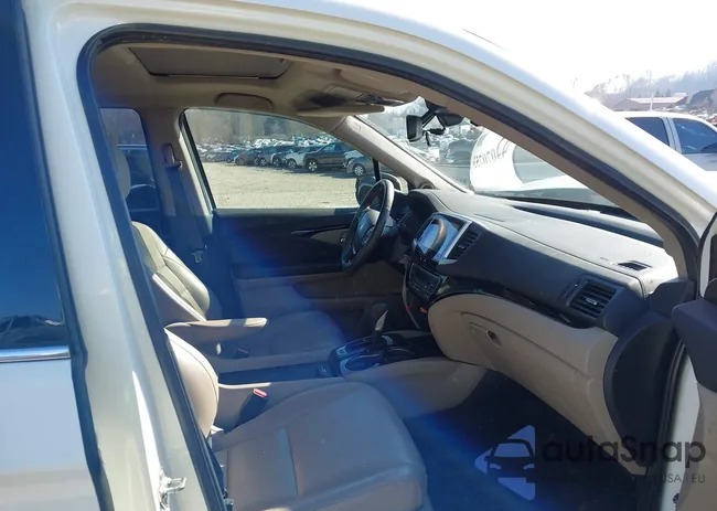 5FPYK3F78KB011178: 44070753