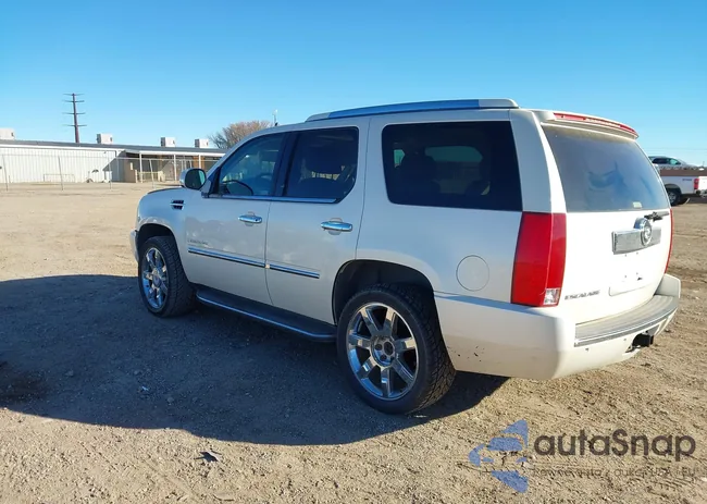 1GYEC63847R292396: 44070810