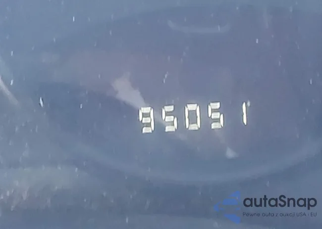 1C4NJCBA8HD148167: 44071159