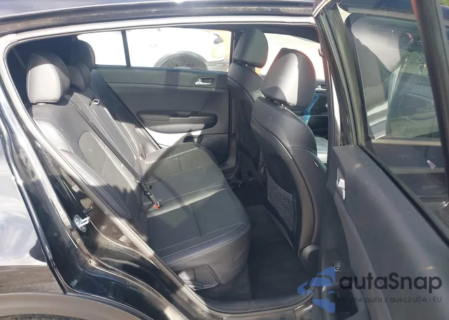 KNDP6CAC2M7872555: 44070226