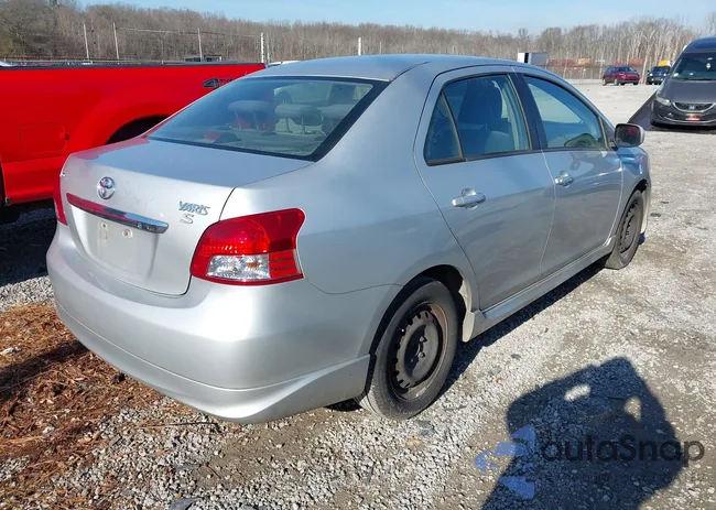 JTDBT923081226797: 44070282