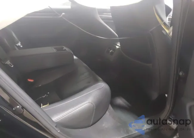 1HGCV3F53KA019868: 44070311