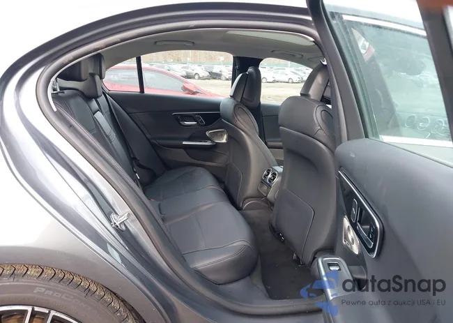 W1KAF4HB3PR154293: 44070339