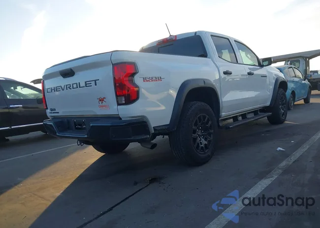 1GCPTEEK3R1123389: 44070381