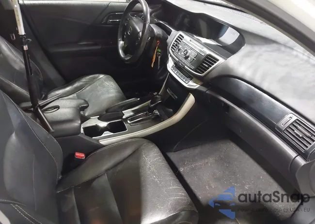 1HGCR2F56FA044879: 44070400