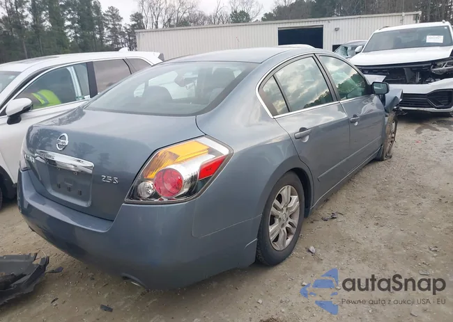 1N4AL2AP1BC127768: 44070478