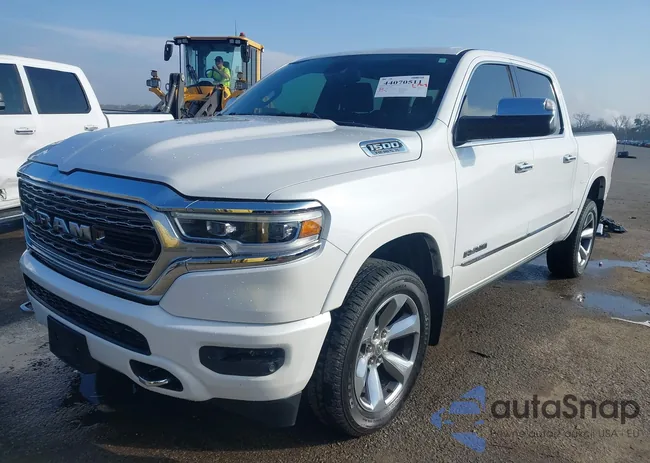 1C6SRFHTXKN648541: 44070511