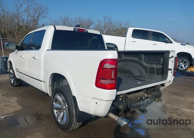 1C6SRFHTXKN648541: 44070511