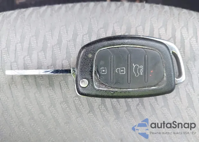 KM8SM4HF2EU087845: 44070557