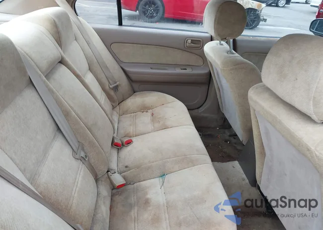 JN1CA21D7XM412087: 44070577