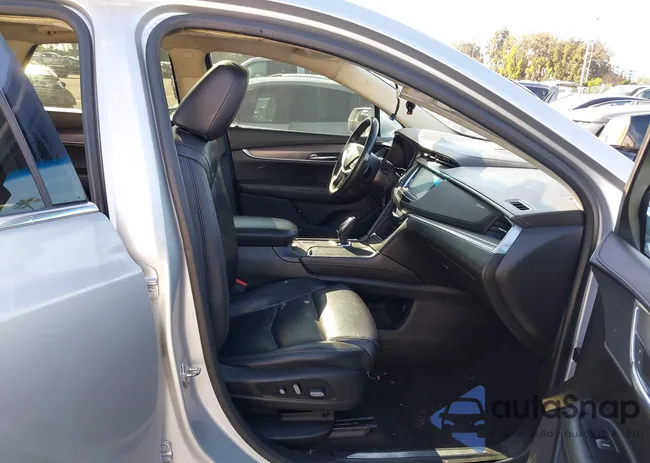 1GYKNERS4JZ201211: 44071577