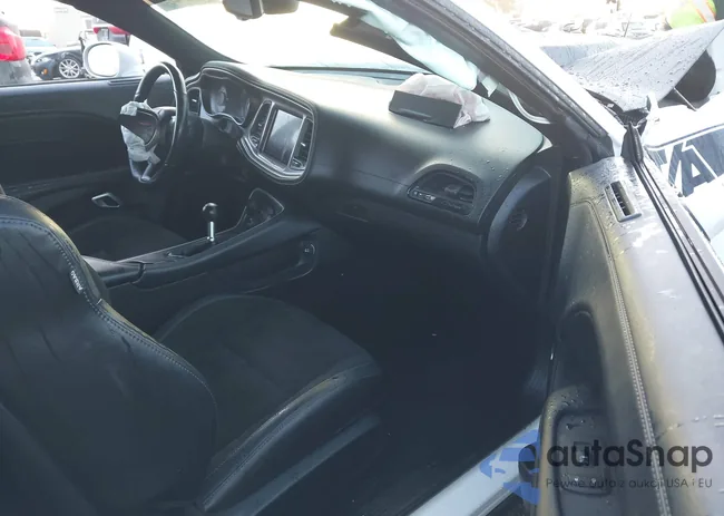 2C3CDZFJ9NH118142: 44071599