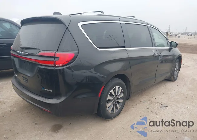 2C4RC1L75MR596361: 44071639