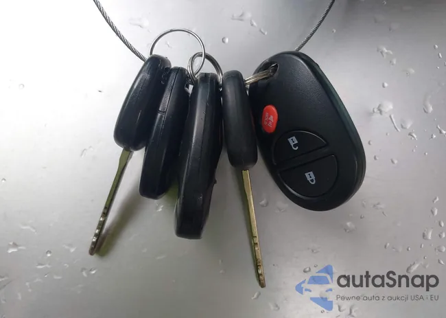 5TDBK3EH0AS039107: 44071665