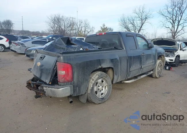 1GCRCSE09CZ299927: 44071807