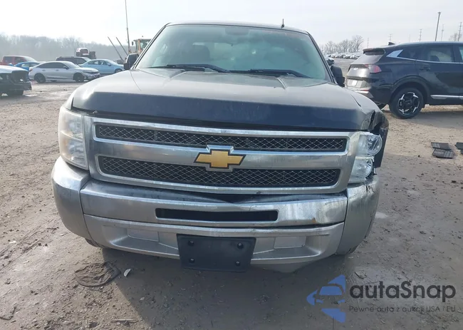 1GCRCSE09CZ299927: 44071807