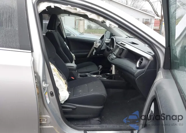 2T3RFREV5JW819744: 44071841