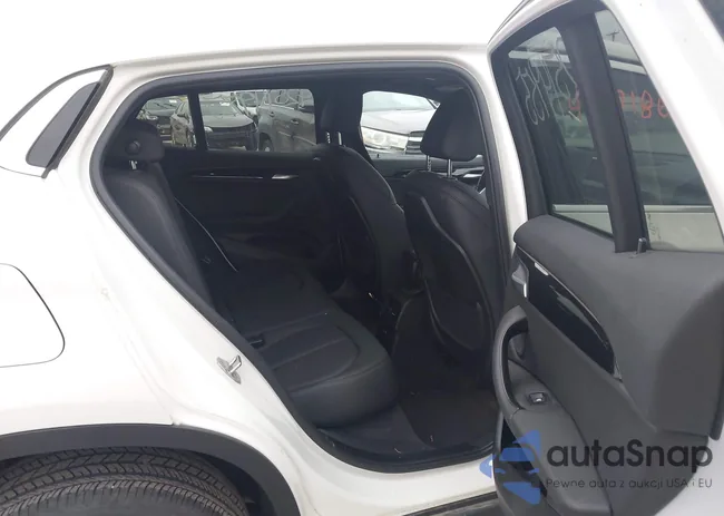 WBXYJ1C08N5T51950: 44071863