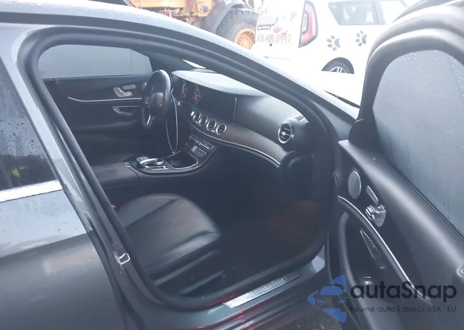 WDDZF4JB6KA603471: 44071886