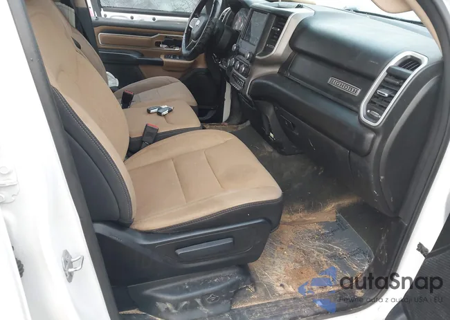 1C6SRFBT6MN770079: 44072060