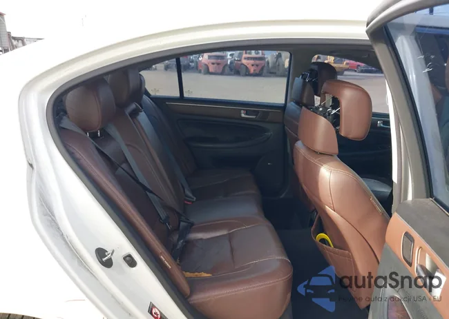 KMHGC4DD7CU176322: 44071228