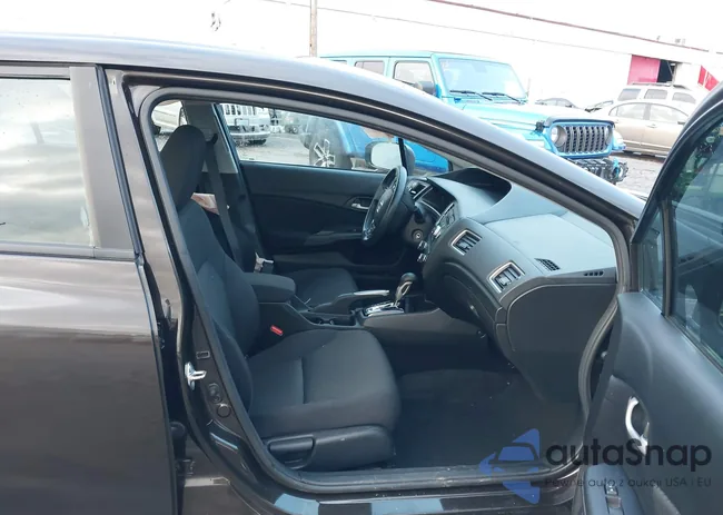 2HGFB2F51EH519596: 44071296