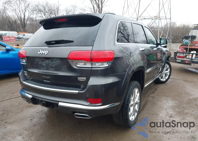 1C4RJFJG8LC214028: 44071302